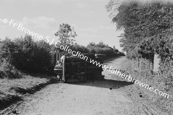 LORRY ACCIDENT NEAR NEW INN